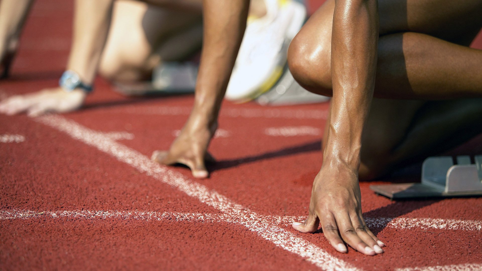 体育新闻中心参与制定体育新媒体传播伦理规范，体育新闻媒体有哪些